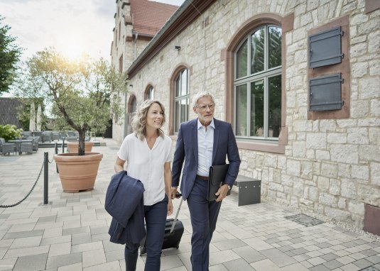 Conference in the Ingelheim wine cellar