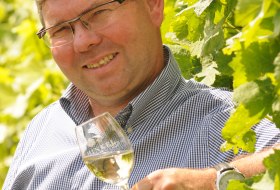 Weingut Dr. Hinkel_Winzer © Weingut Dr. Hinkel