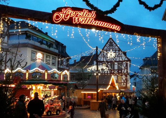 Alzeyer Weihnachtsdorf