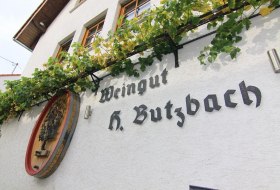 Weingut & Gästezimmer Uwe Butzbach