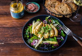 Spargelsalat mit Rieslingsenf © Foodistas