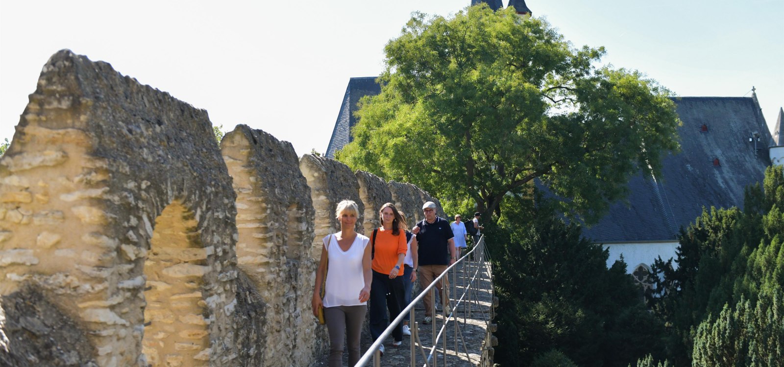 Führung auf dem Wehrgang, © Angelika Stehle/Stadt Ingelheim