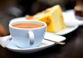 Kaffee und Kuchen, © congerdesign auf Pixabay